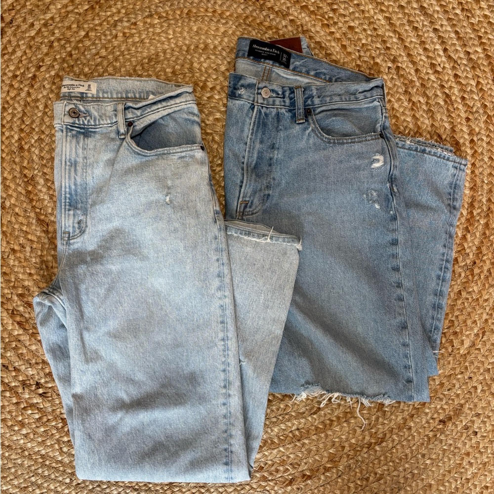 SET OF TWO - Abercrombie & Fitch - Light Wash Denim Jeans
